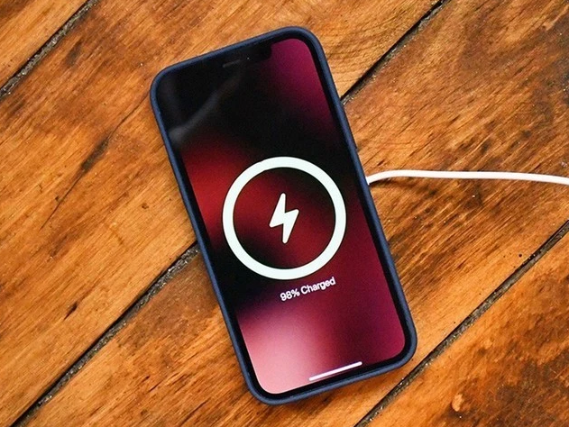 马关苹果手机维修分享iPhone 12可以随便充电吗 